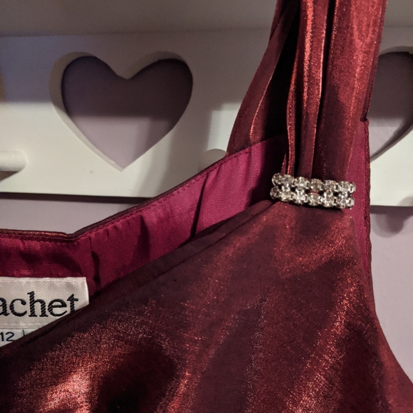 Cachet Vintage Shimmery Red Formal Dress - Picture 5 of 6